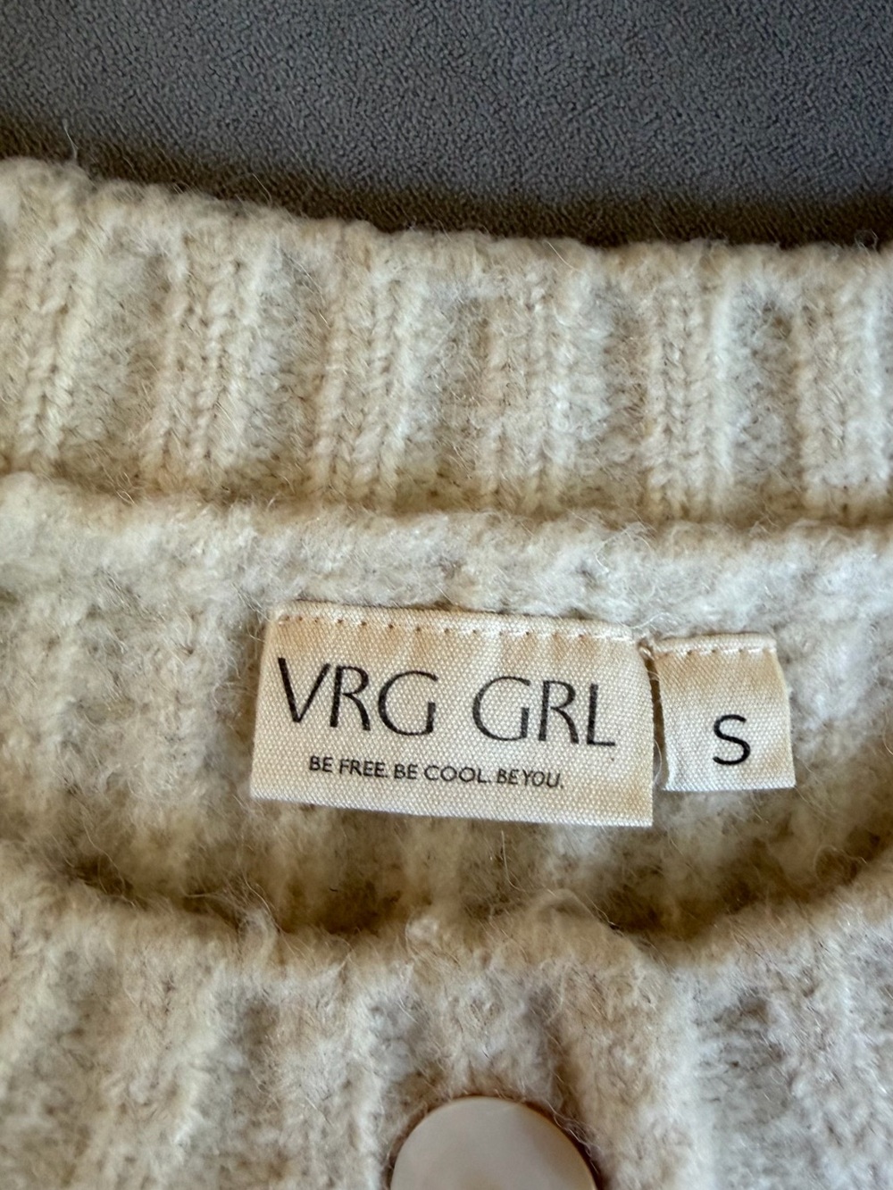 Ivory Ribbed Button-Front Cropped Cardigan Sweater - Picture 4 of 8